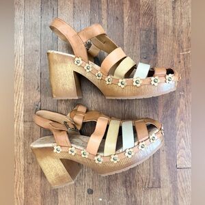 KORKS Willow strappy platform sandals Women's Size 9